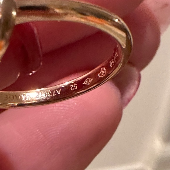 Designer LV Ring - Picture 9 of 12